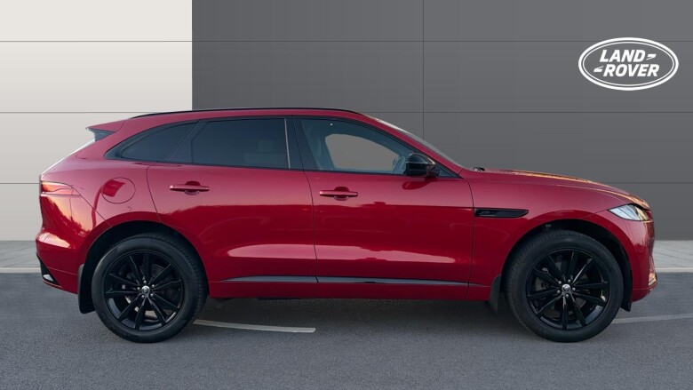 Jaguar F-Pace 2.0 D200 R-Dynamic SE Black 5dr Auto AWD Diesel Estate